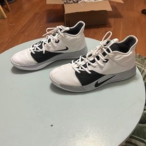 Paul George Nike basketball shoes